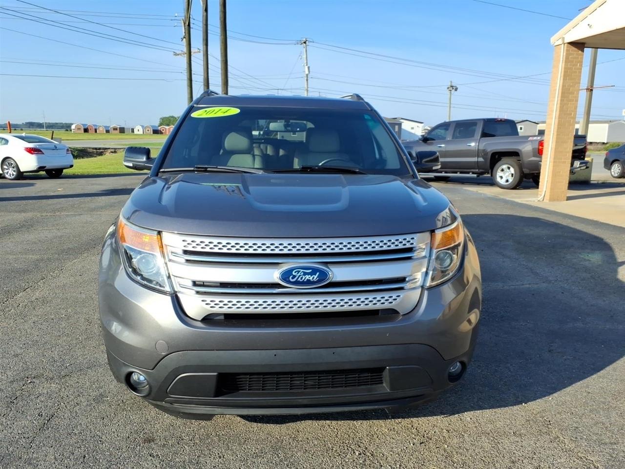 Ford Explorer XLT FWD 2014