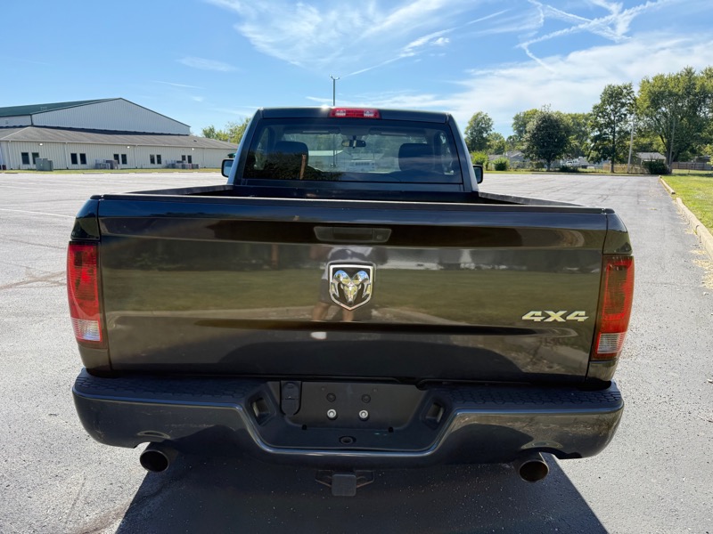 RAM 1500 Tradesman Regular Cab SWB 4WD 2014 RAM 1500 Tradesman Regular Cab SWB 4WD 2014