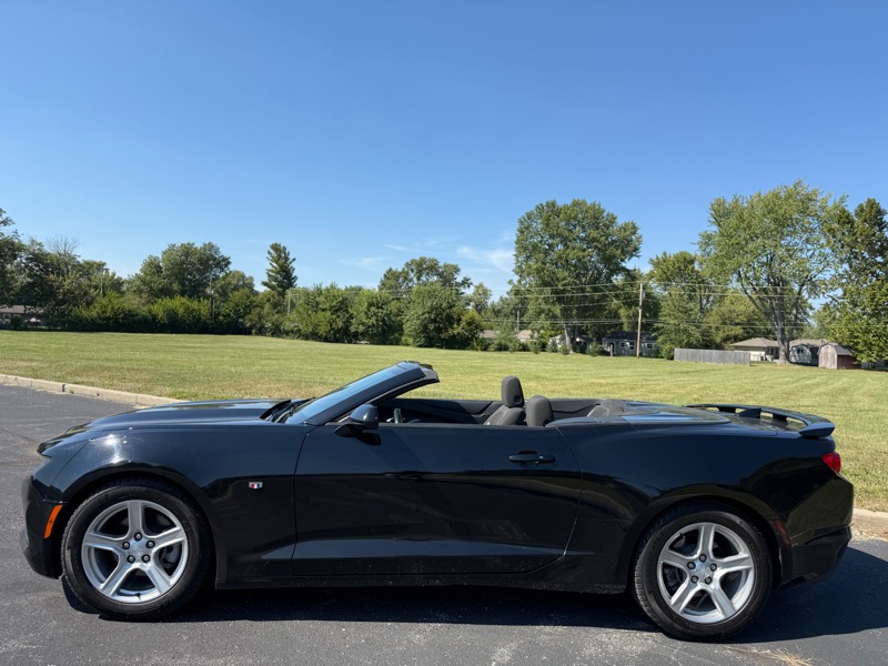 Chevrolet Camaro 1LT Convertible 8A 2022 Chevrolet Camaro 1LT Convertible 8A 2022