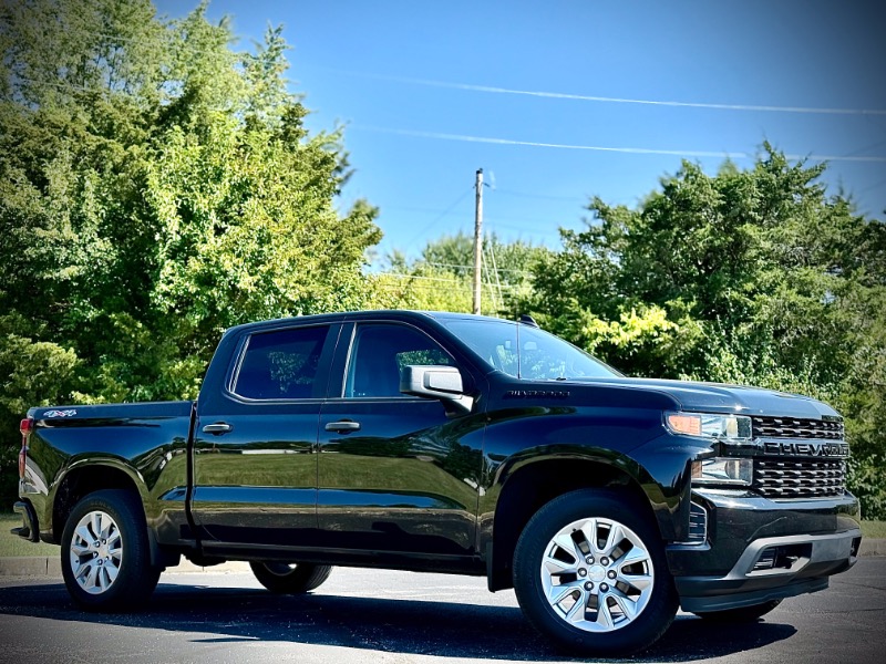 2020 Chevrolet Silverado 1500 Custom Crew Cab Short Box 4WD