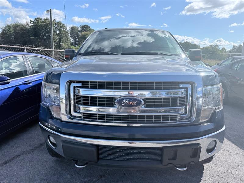 Ford F-150 XL SuperCab 8-ft. Bed 4WD 2013 Ford F-150 XL SuperCab 8-ft. Bed 4WD 2013