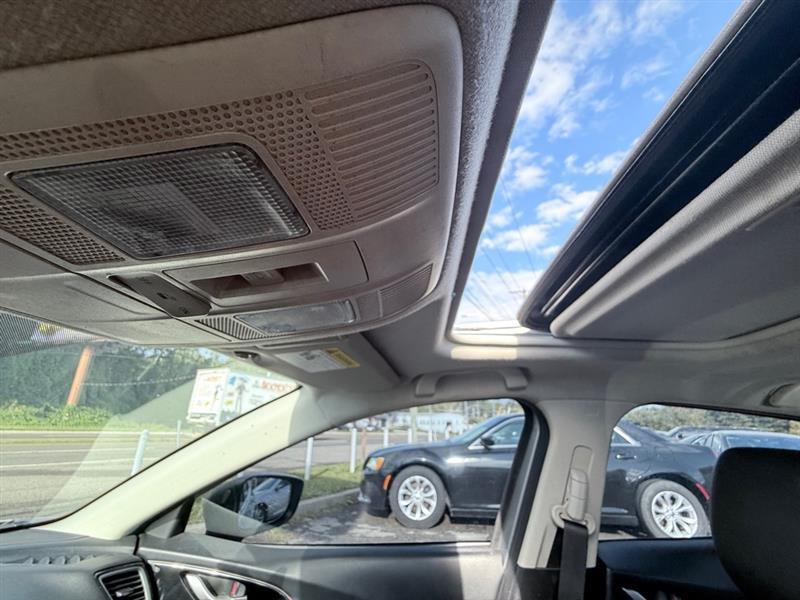 Mazda MAZDA3 I Grand Touring AT 4-Door 2015