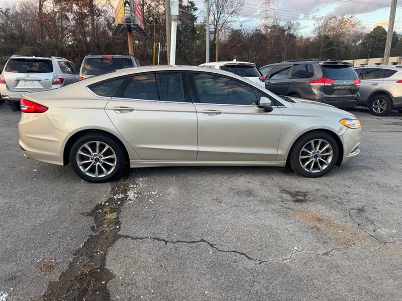 Ford Fusion SE 2017