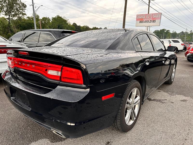 Dodge Charger SE 2014