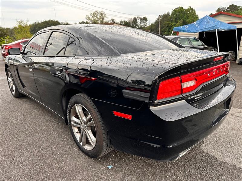 Dodge Charger SE 2014