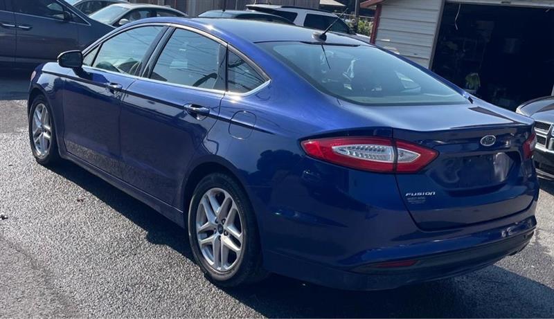 Ford Fusion SE 2016