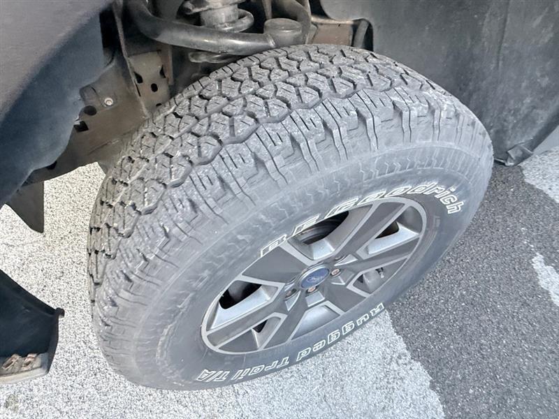 Ford F-150 XL SuperCrew 5.5-ft. Bed 4WD 2013