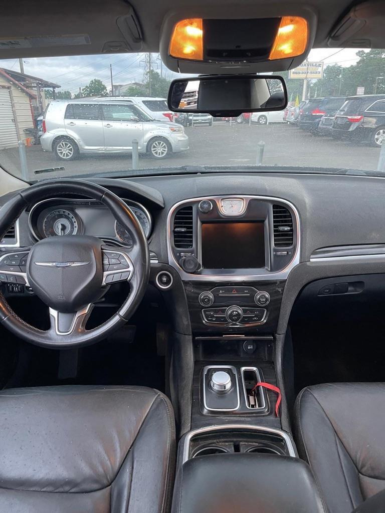 Chrysler 300 Limited RWD 2015