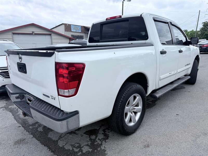 Nissan Titan S Crew Cab 2WD 2015