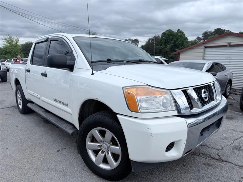 Nissan Titan S Crew Cab 2WD 2015