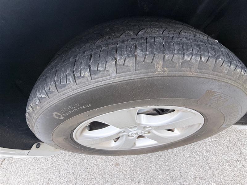 Toyota Sienna LE 8-Pass V6 2011