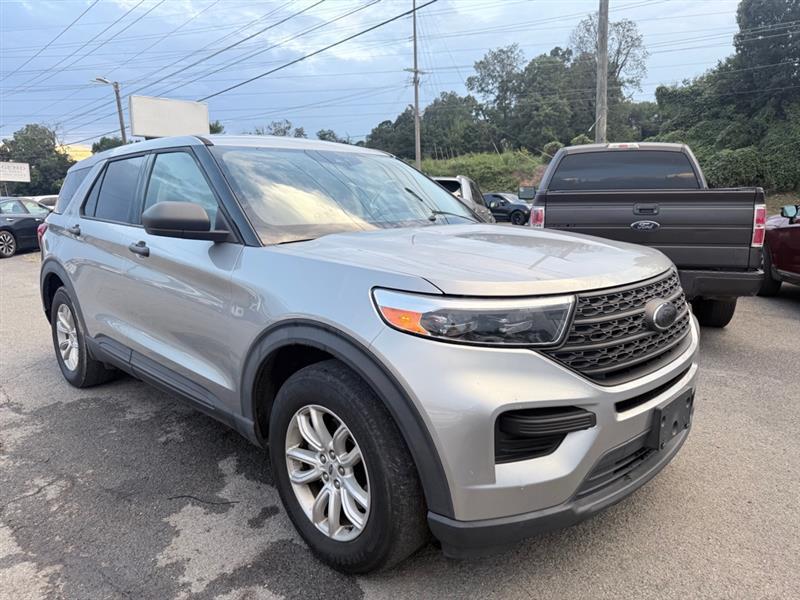 Ford Explorer Base AWD 2021