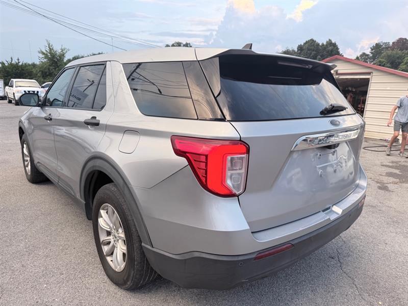 Ford Explorer Base AWD 2021