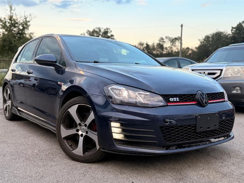 Volkswagen GTI SE 6A 4-Door 2016