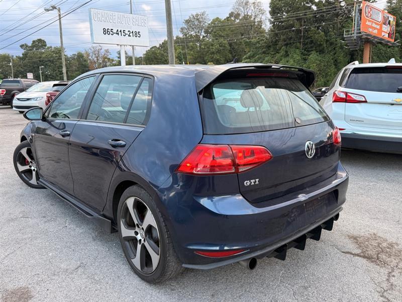 Volkswagen GTI SE 6A 4-Door 2016
