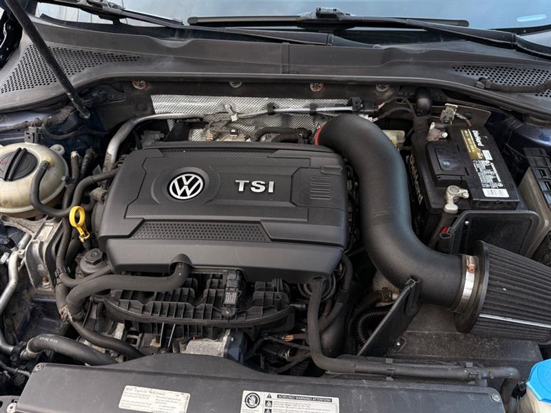 Volkswagen GTI SE 6A 4-Door 2016