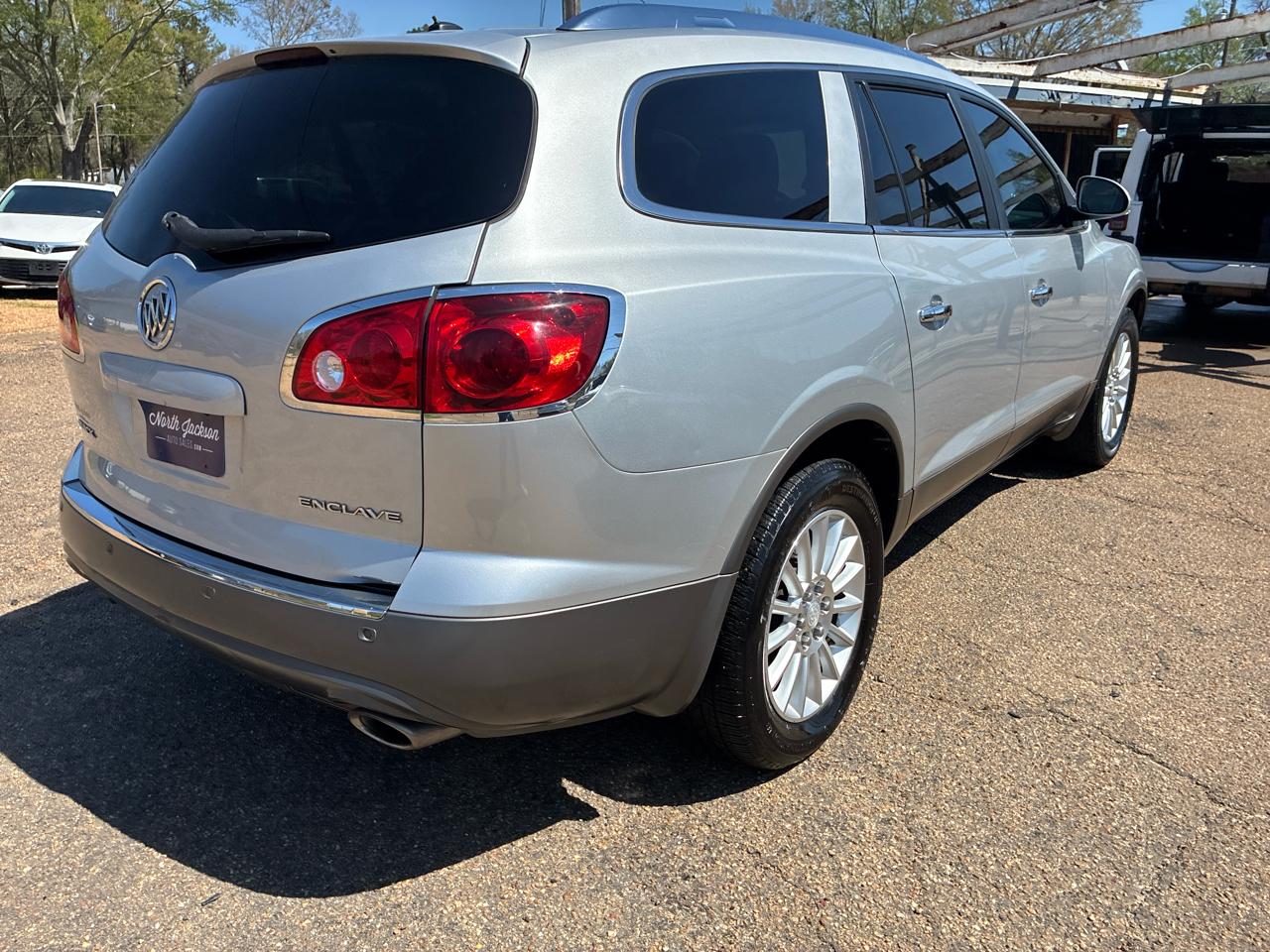 Buick Enclave Leather FWD 2012
