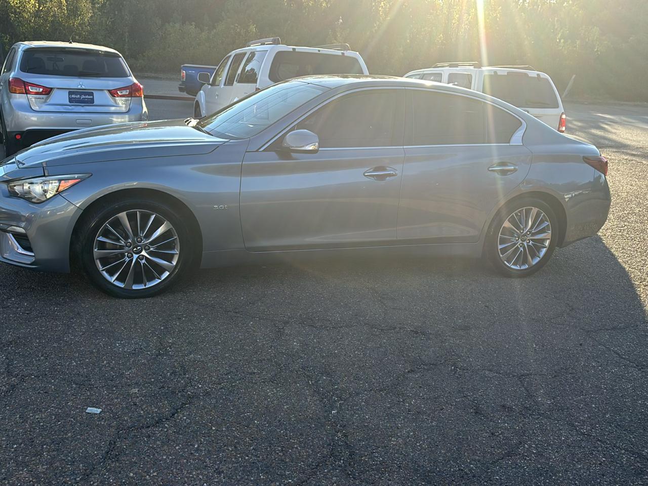 Infiniti Q50 3.0t LUXE 2018