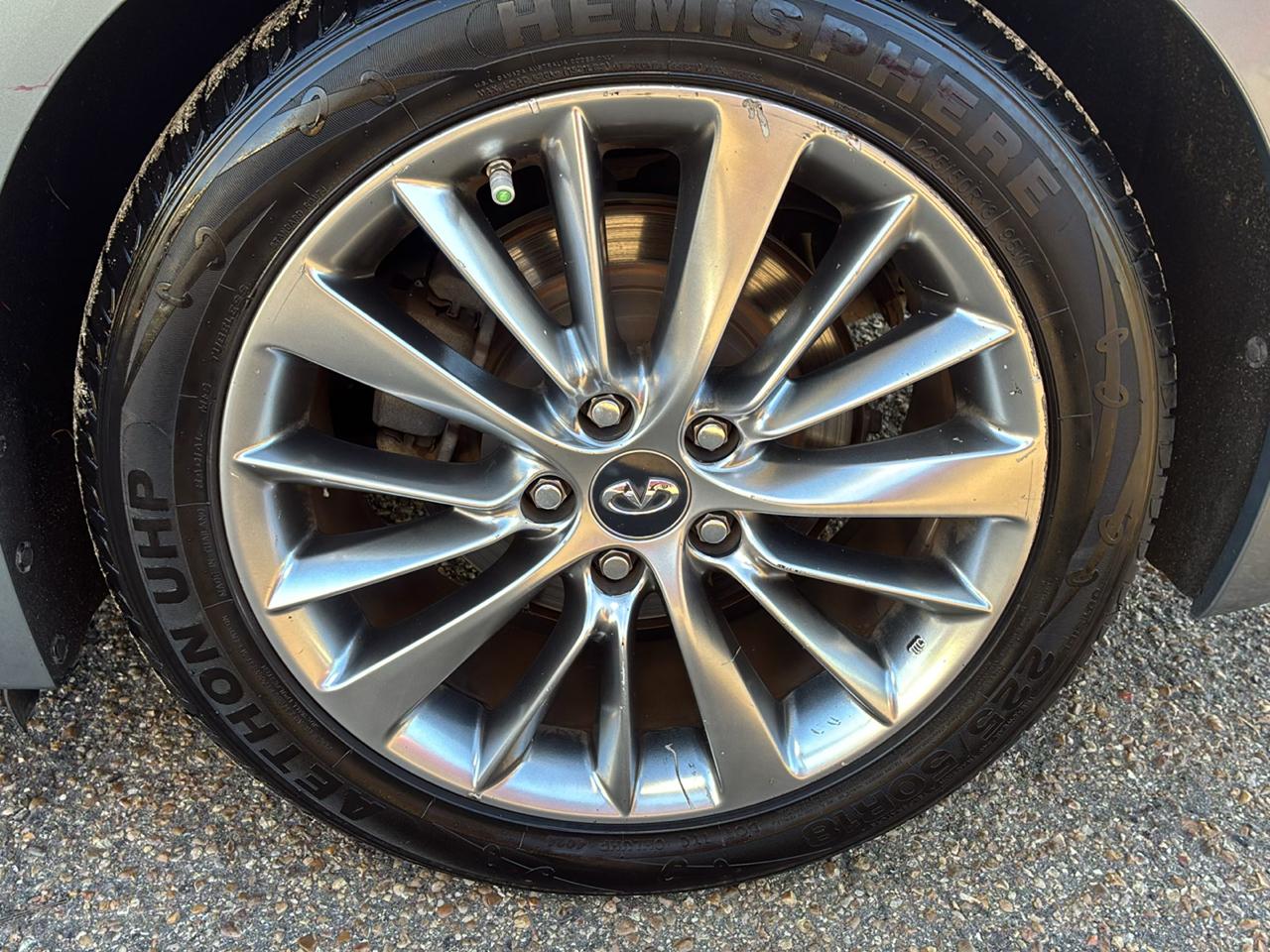 Infiniti Q50 3.0t LUXE 2018