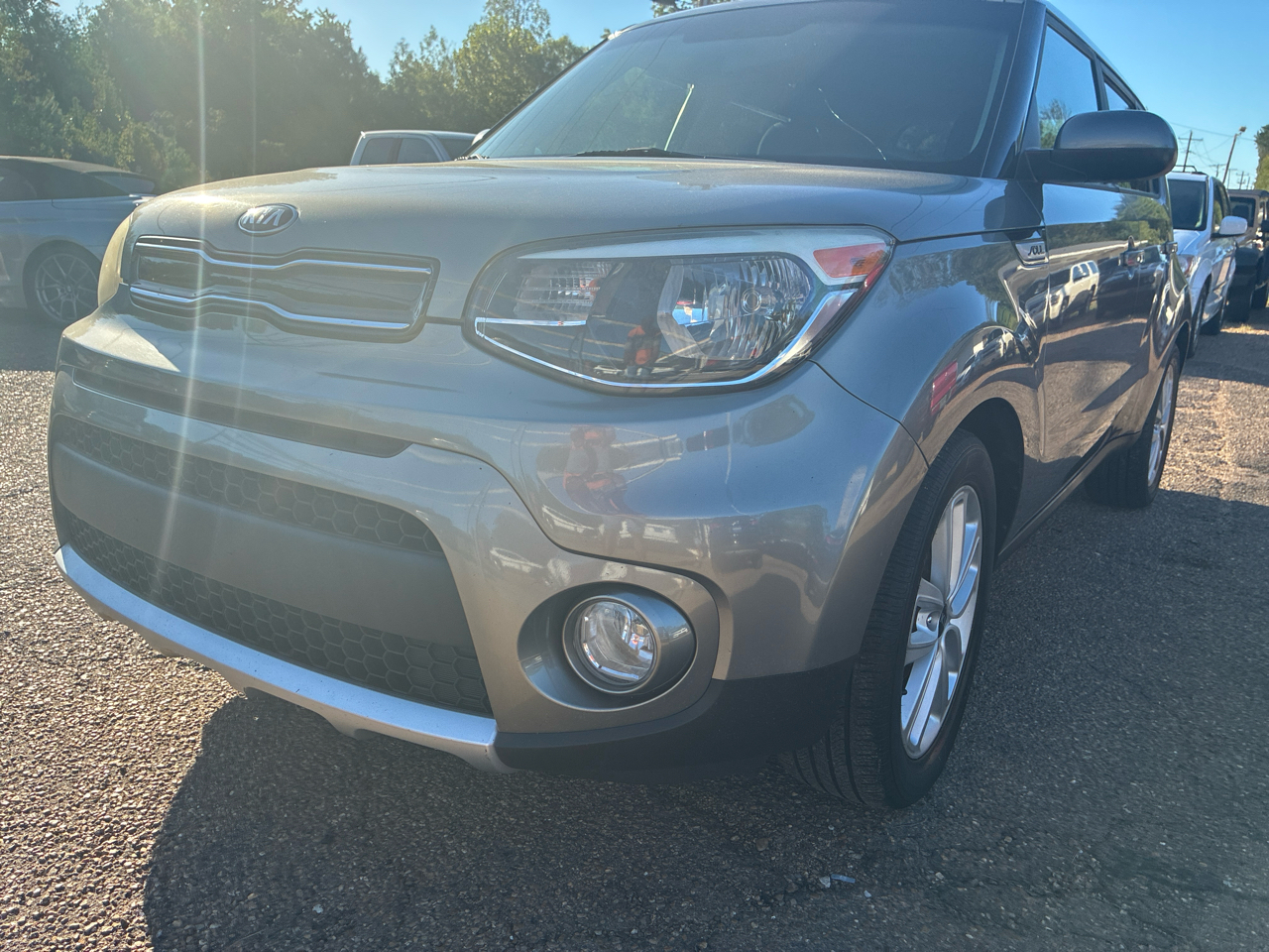2018 Kia Soul + Auto