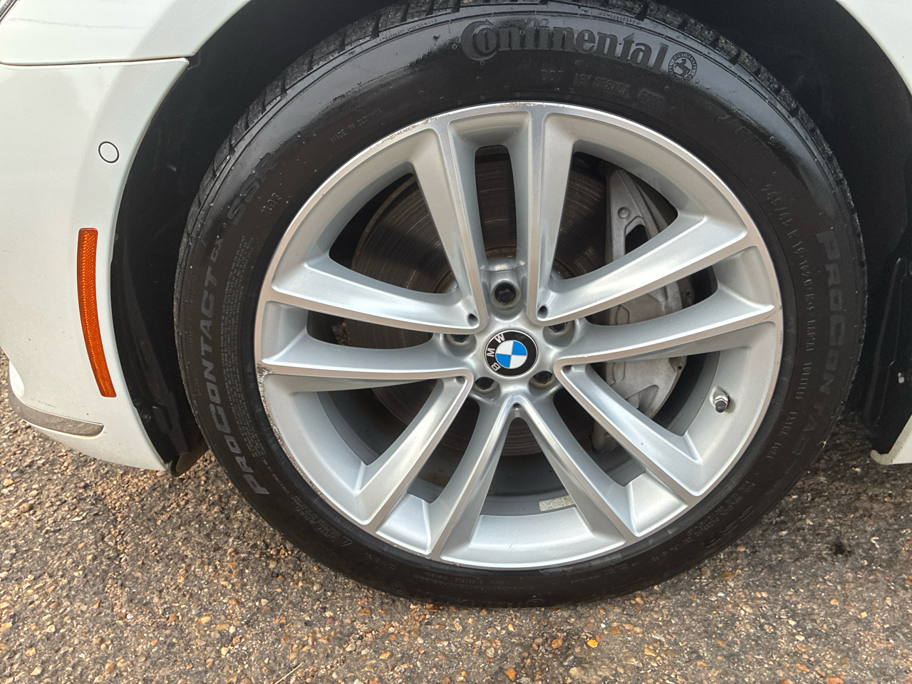 BMW 7 Series 4dr Sdn 750i xDrive AWD 2016