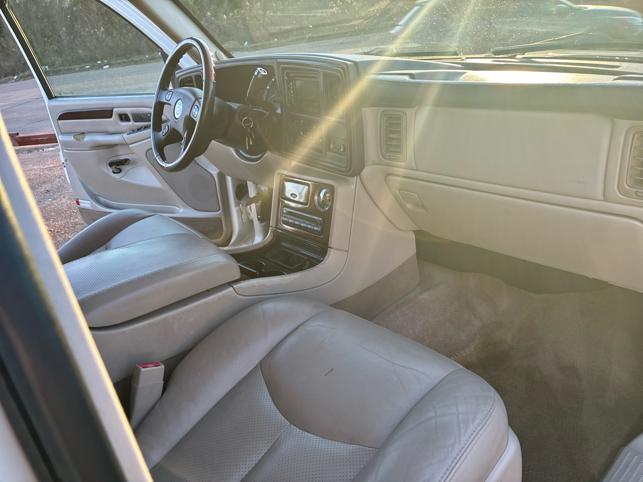 Cadillac Escalade ESV 4dr AWD 2005