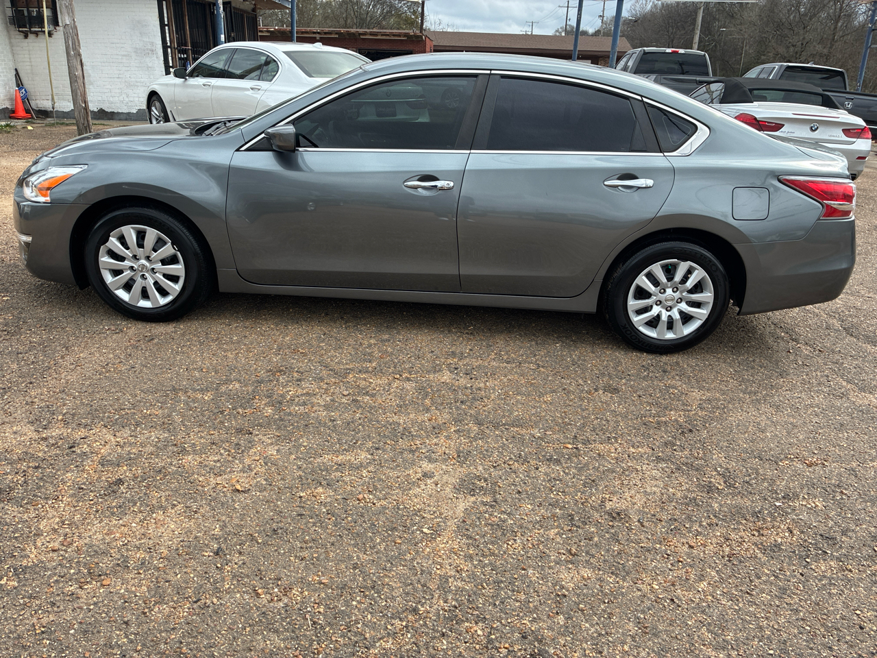 Nissan Altima 4dr Sdn I4 2.5 S 2014