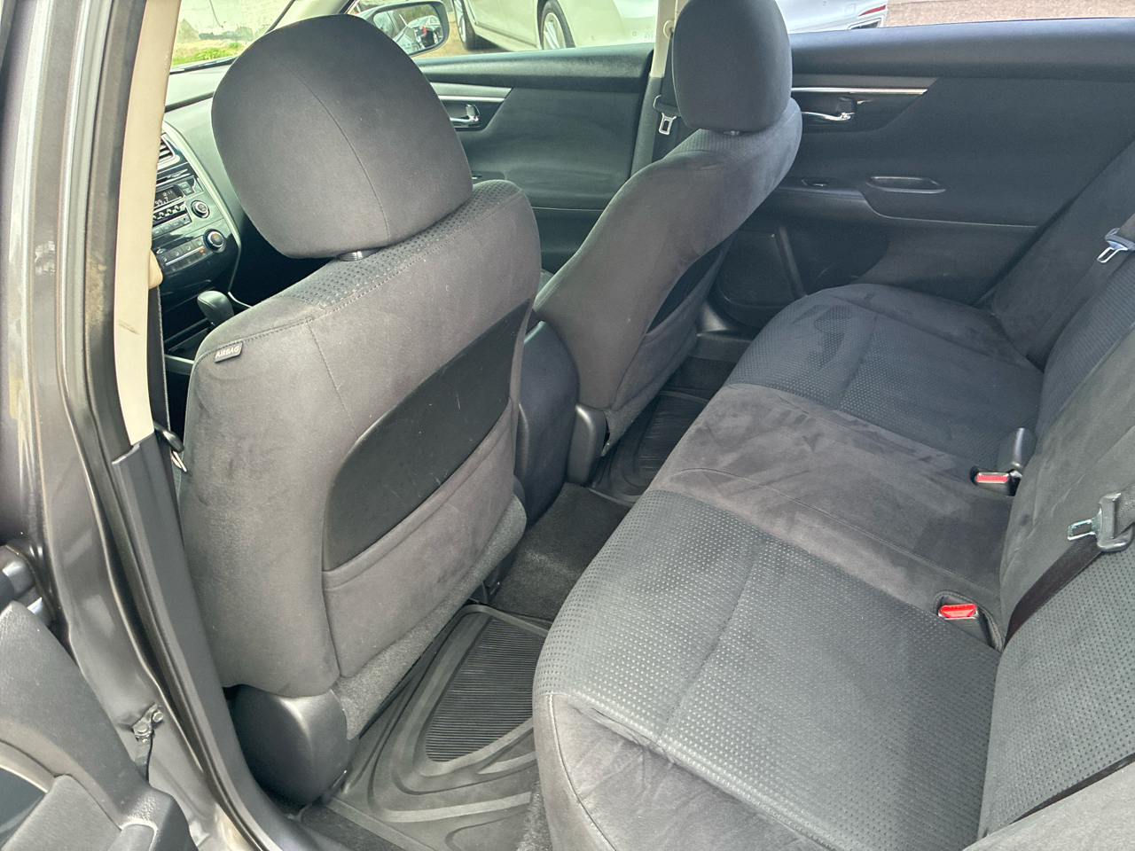 Nissan Altima 4dr Sdn I4 2.5 S 2014