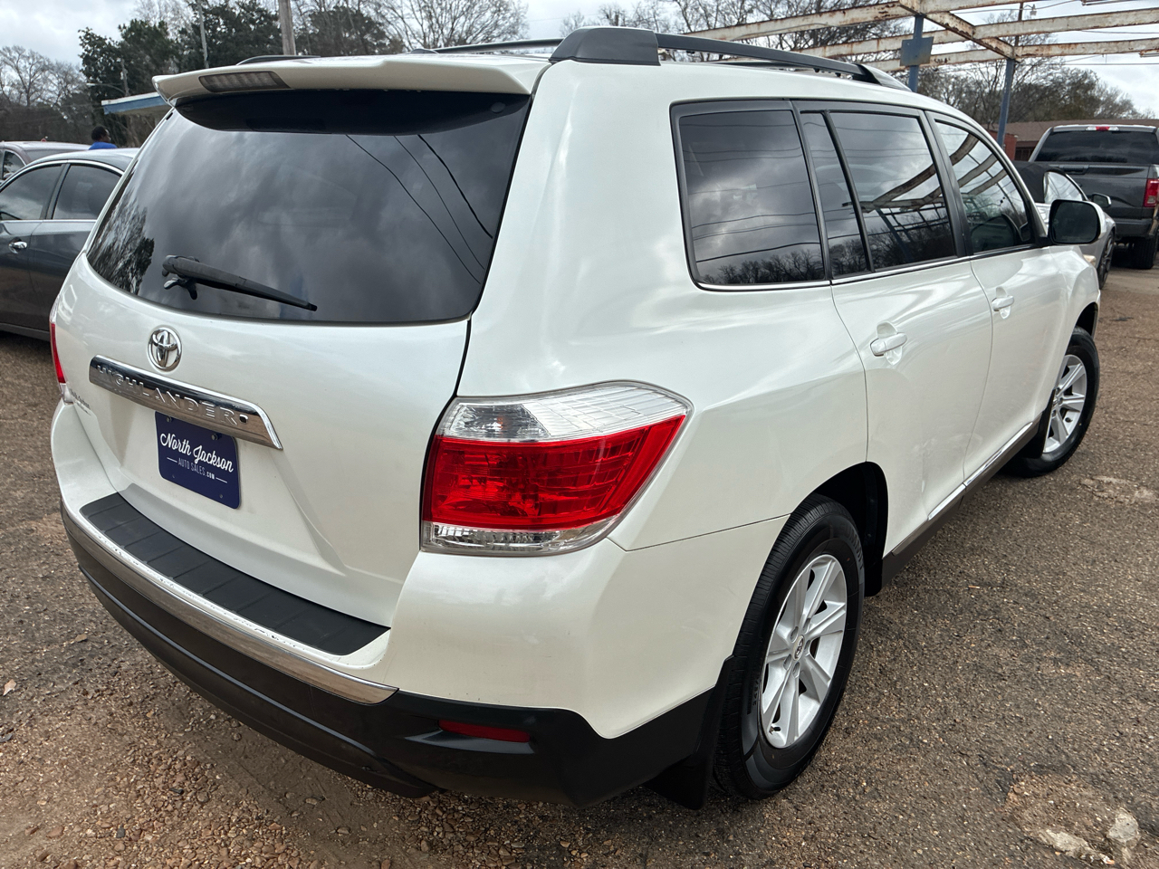 Toyota Highlander FWD 4dr V6 (Natl) 2012