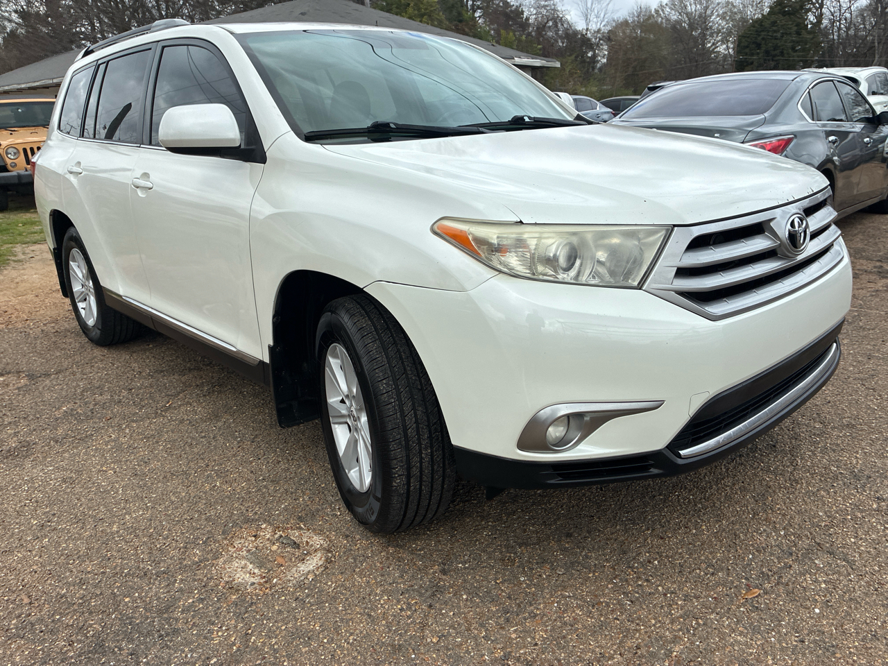 Toyota Highlander FWD 4dr V6 (Natl) 2012