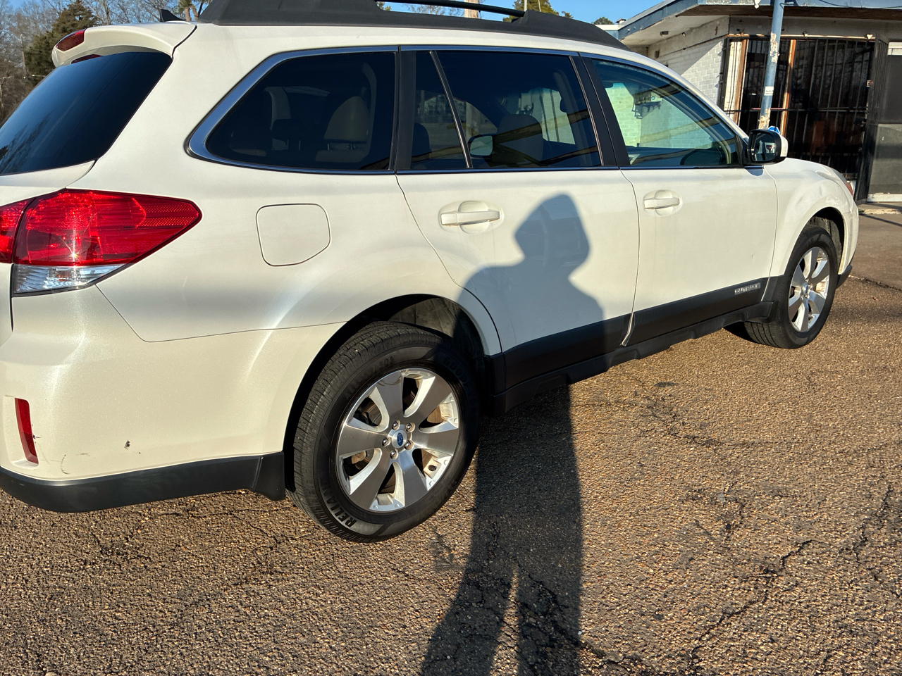 Subaru Outback 4dr Wgn H6 Auto 3.6R Limited 2012