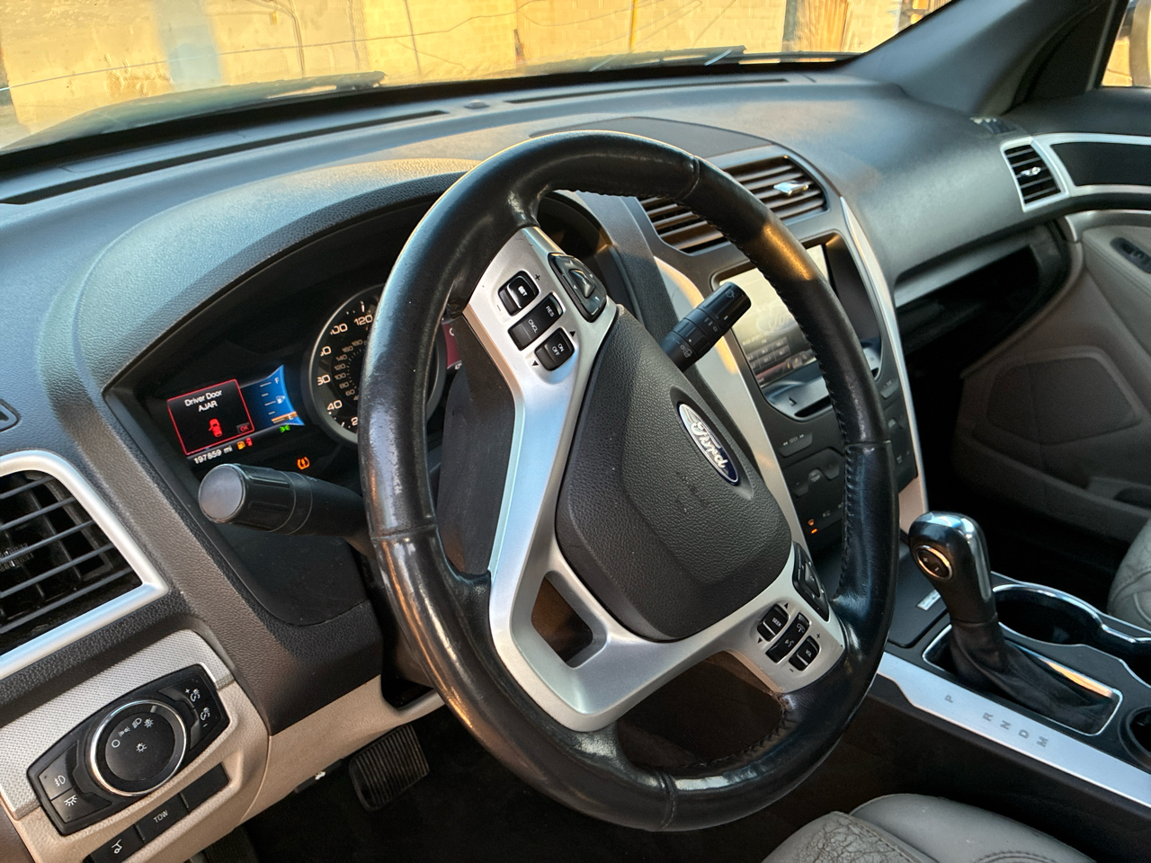 Ford Explorer FWD 4dr XLT 2015