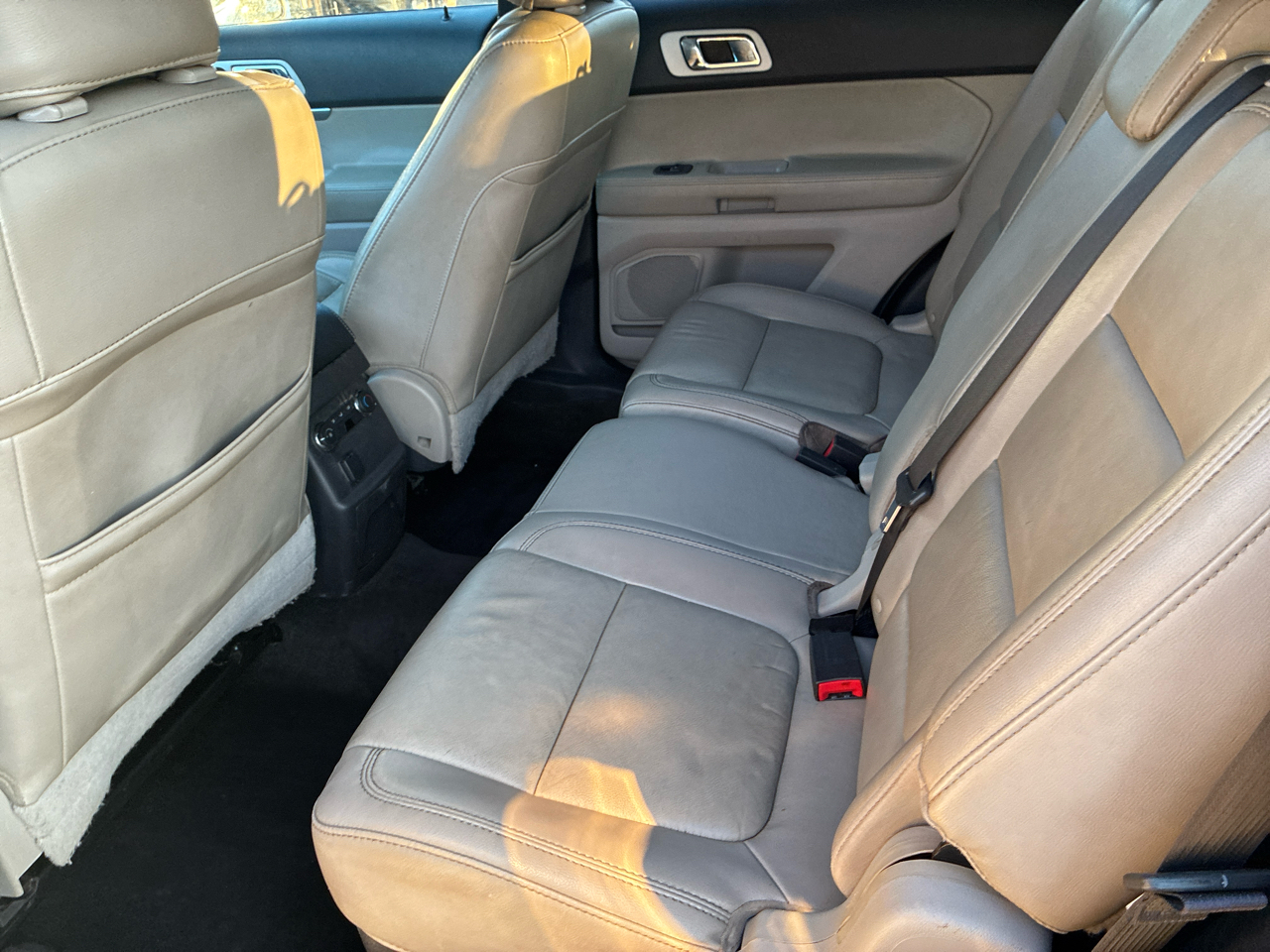 Ford Explorer FWD 4dr XLT 2015