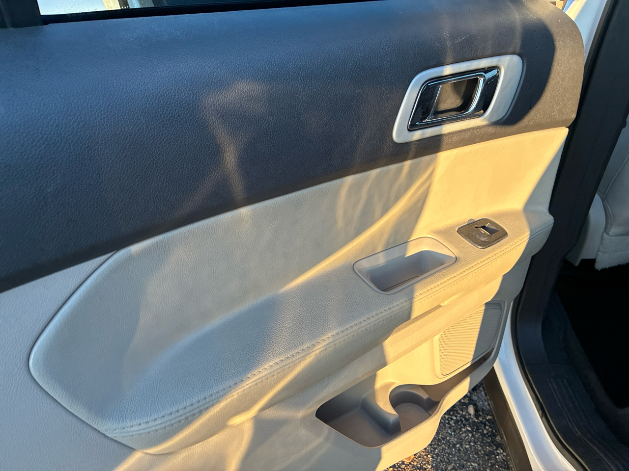 Ford Explorer FWD 4dr XLT 2015