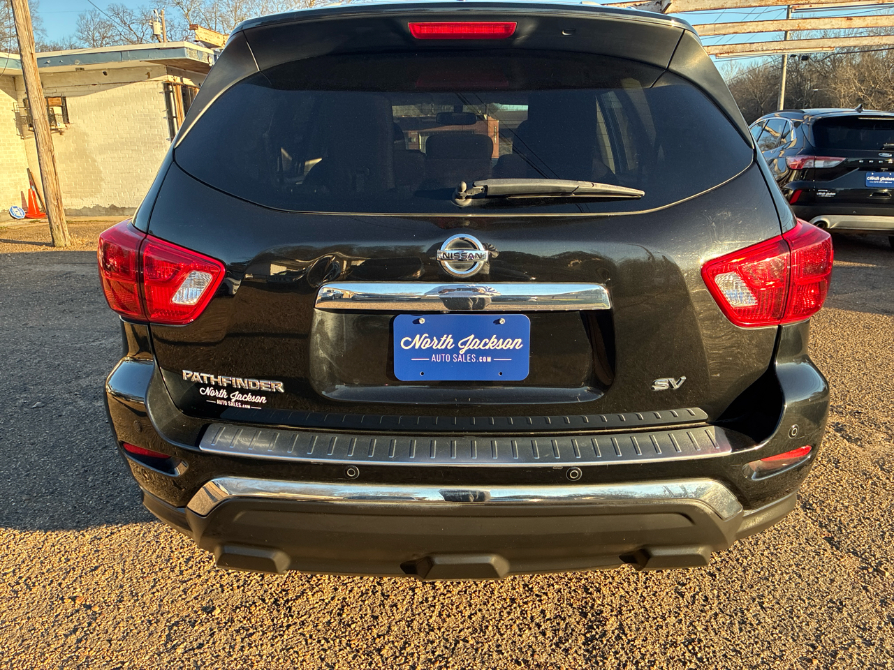 Nissan Pathfinder FWD SV 2020