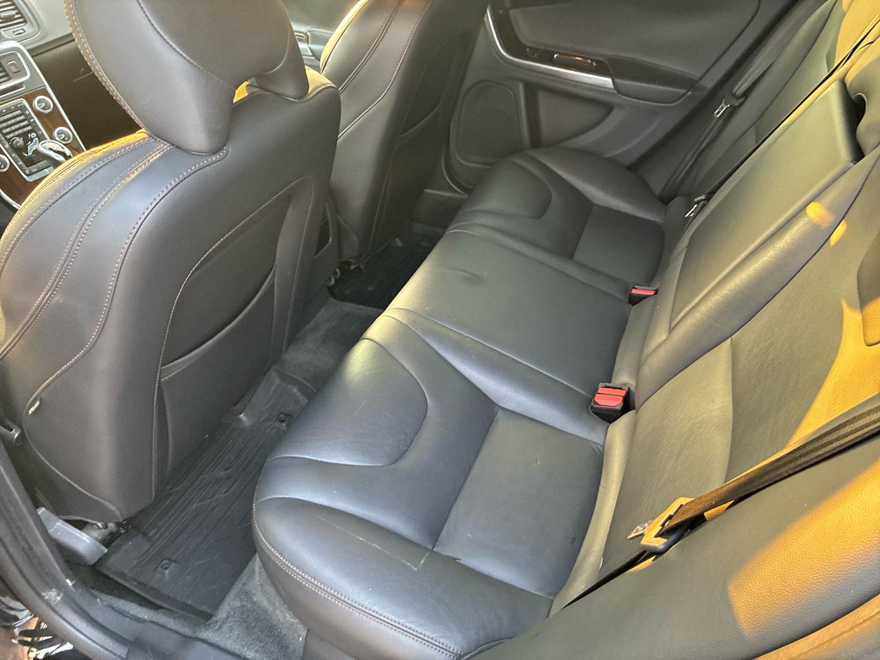 Volvo V60 Cross Country 4dr Wgn T5 AWD 2016