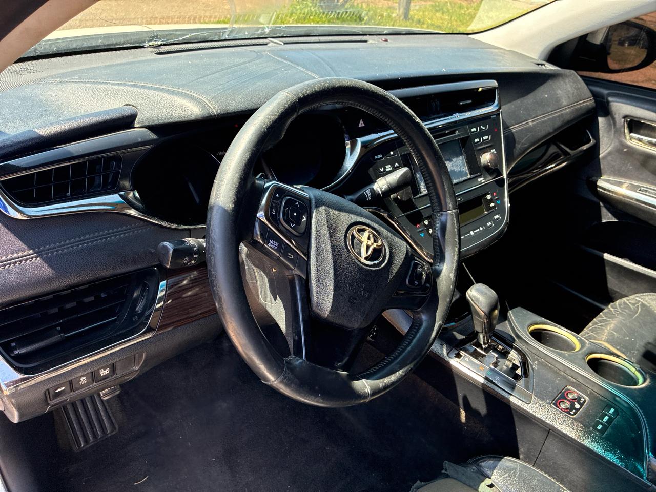 Toyota Avalon 4dr Sdn XLE Premium (Natl) 2013