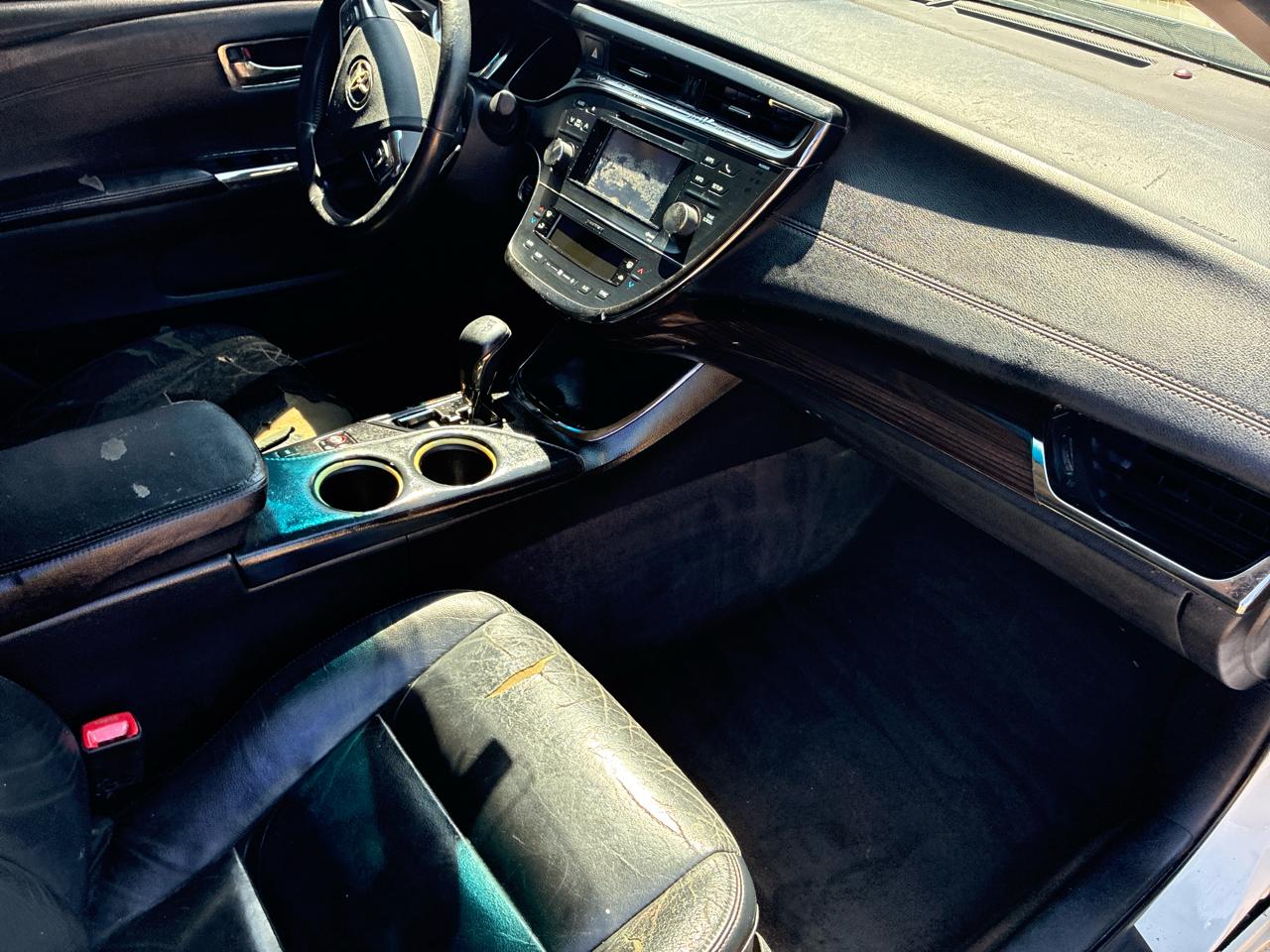 Toyota Avalon 4dr Sdn XLE Premium (Natl) 2013