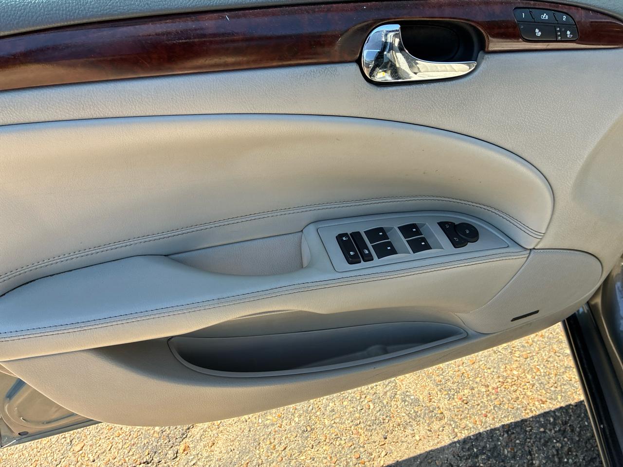 Buick Lucerne 4dr Sdn CXL V6 2006