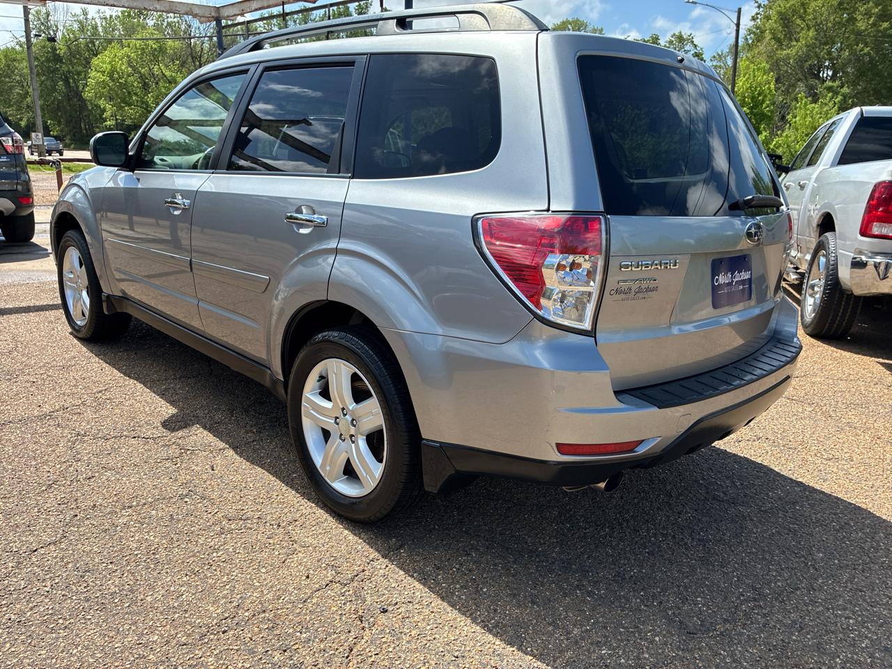 Subaru Forester 4dr Auto 2.5X Limited 2010