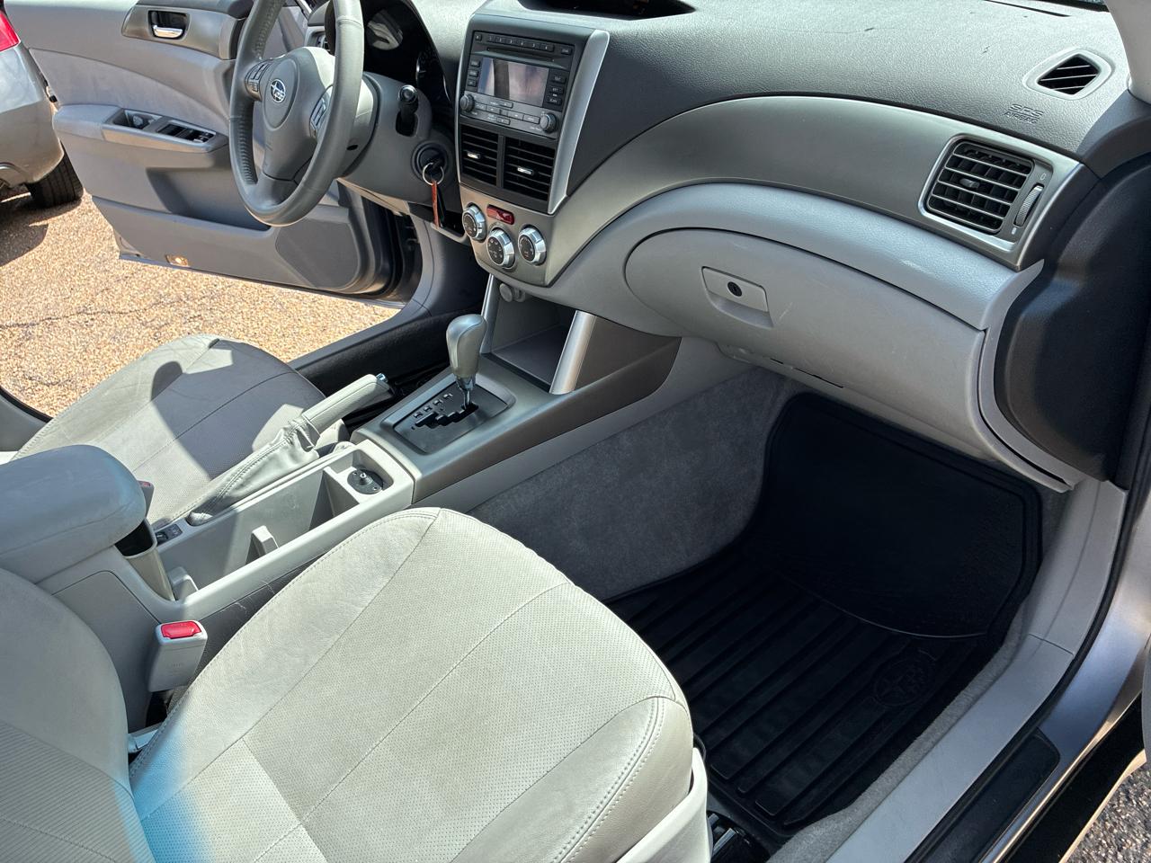 Subaru Forester 4dr Auto 2.5X Limited 2010