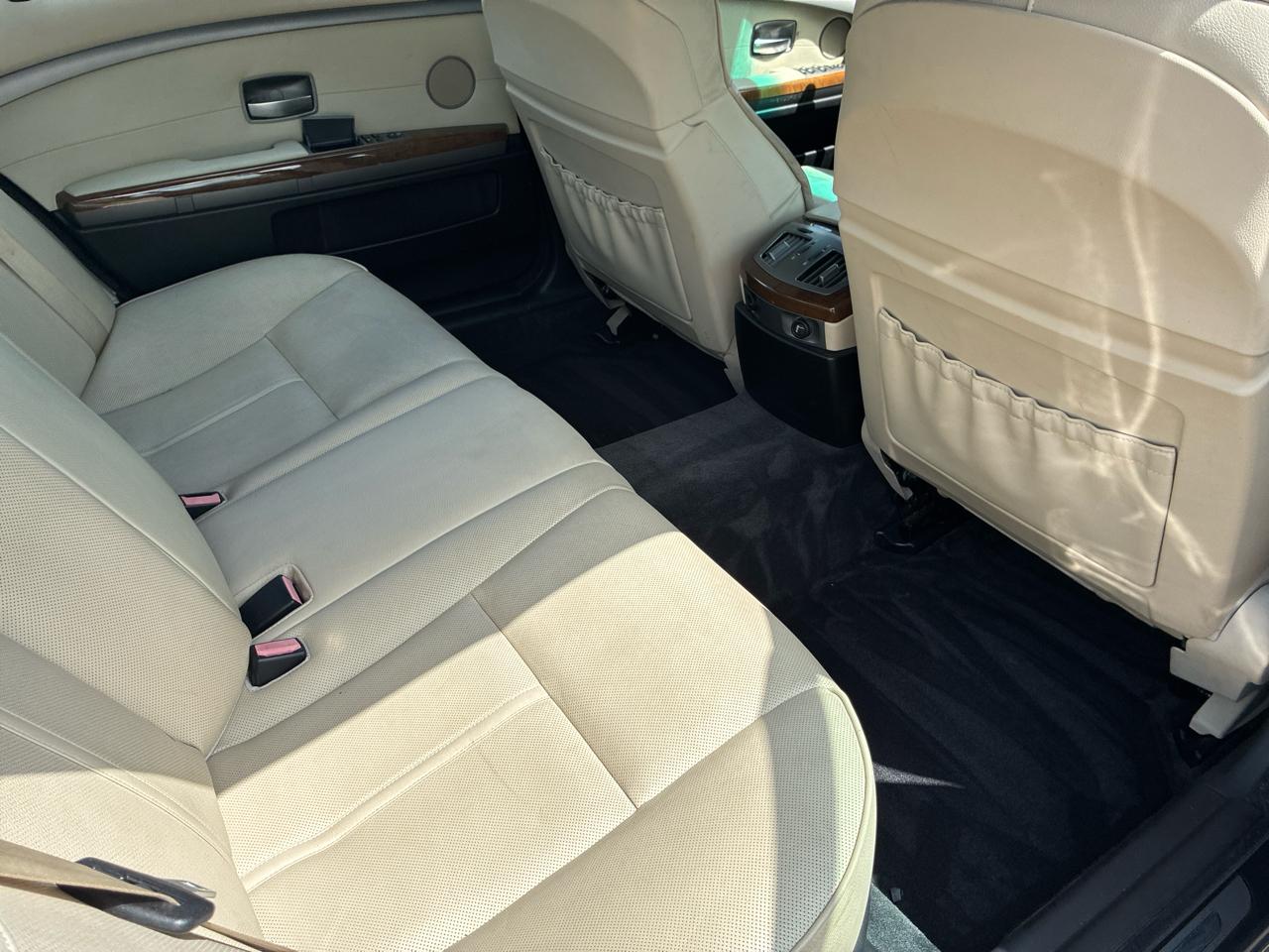 BMW 7 Series 4dr Sdn 750Li 2008