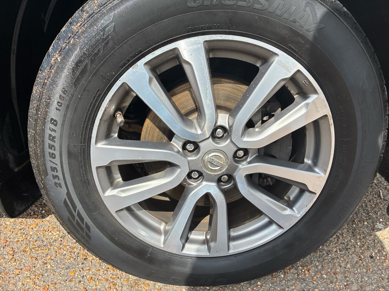 Nissan Pathfinder 4WD 4dr SV 2015