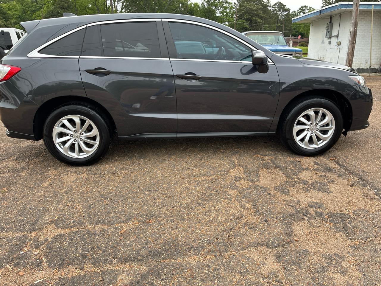 Acura RDX FWD 4dr 2016