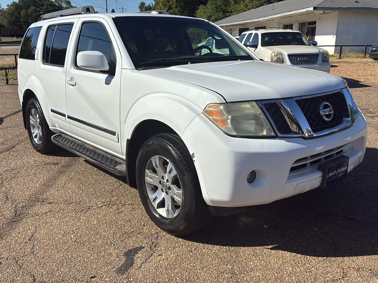 Nissan Pathfinder 4WD 4dr V6 Silver 2011