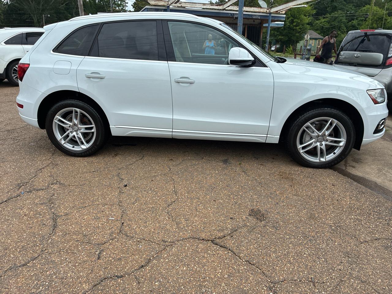 Audi Q5 quattro 4dr 2.0T Premium Plus 2015