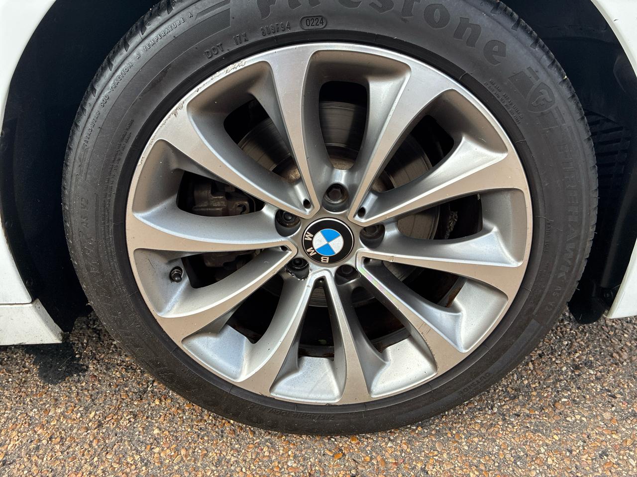 BMW 5 Series 4dr Sdn 528i RWD 2016