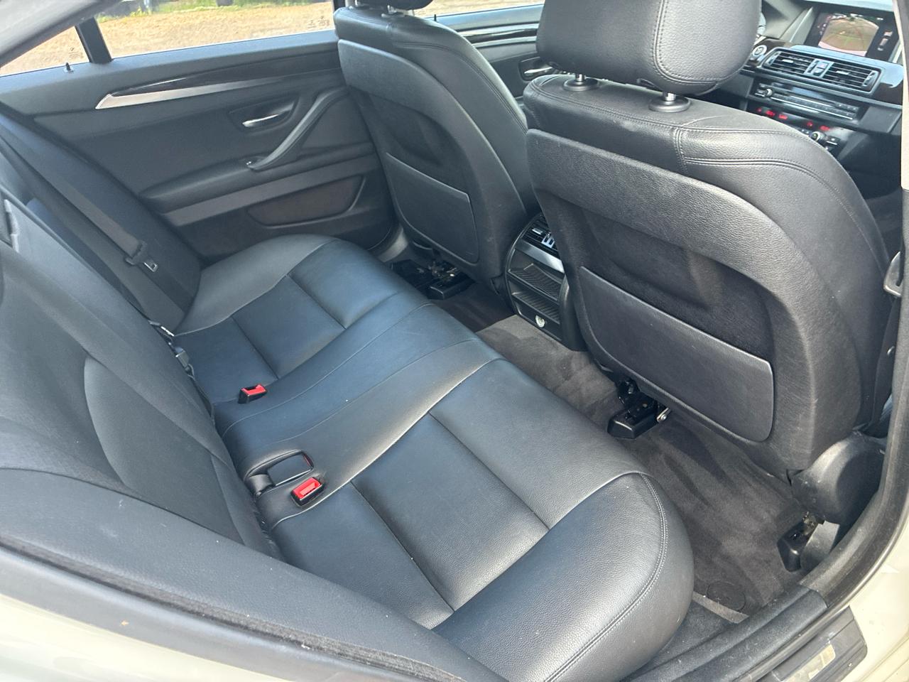 BMW 5 Series 4dr Sdn 528i RWD 2016