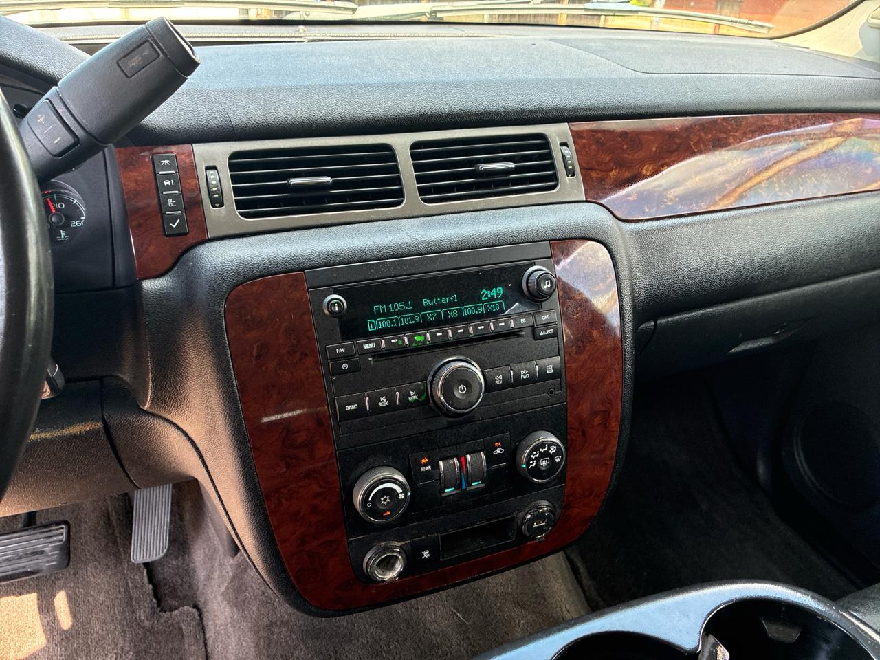 GMC Yukon 2WD 4dr 1500 SLT 2010