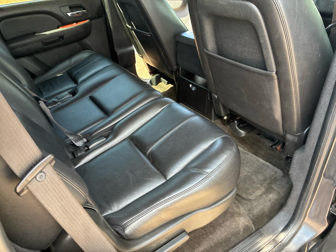 GMC Yukon 2WD 4dr 1500 SLT 2010